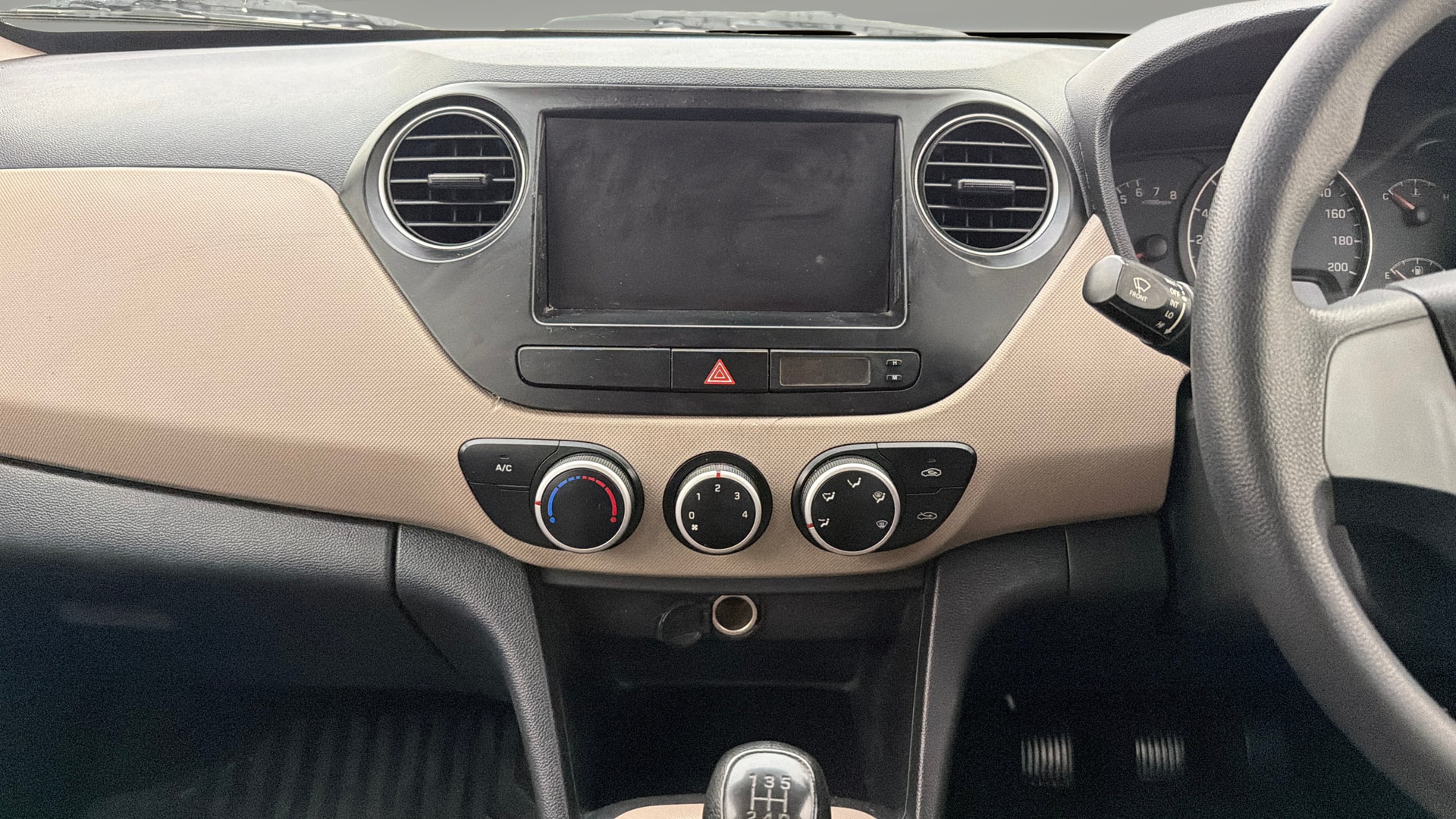 Used 2016 Hyundai Grand i10 Used 2016 Hyundai Grand i10
