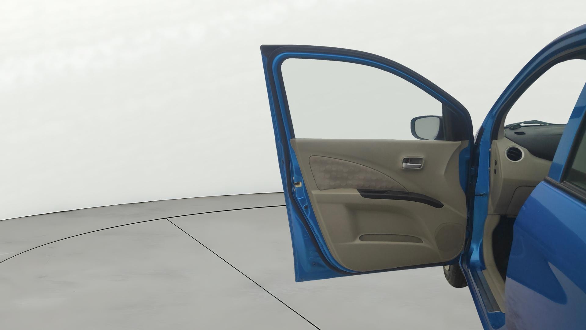 View 2015 Maruti Suzuki 1000 Base Variant Image 30 Used 2015 Maruti Suzuki 1000 Base Variant Image 30