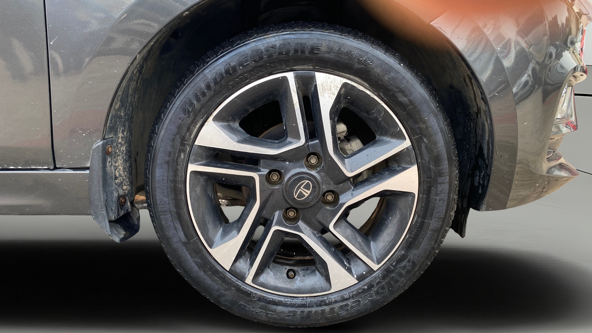 View 2021 Tata Tigor XE Diesel Image 41 Used 2021 Tata Tigor XE Diesel Image 41