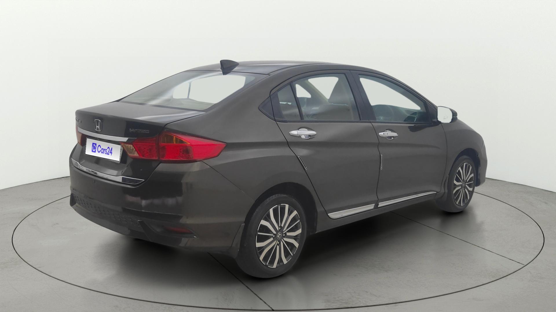 View 2018 Honda City ZX MT Diesel Anniversary Edition Image 45 Used 2018 Honda City ZX MT Diesel Anniversary Edition Image 45