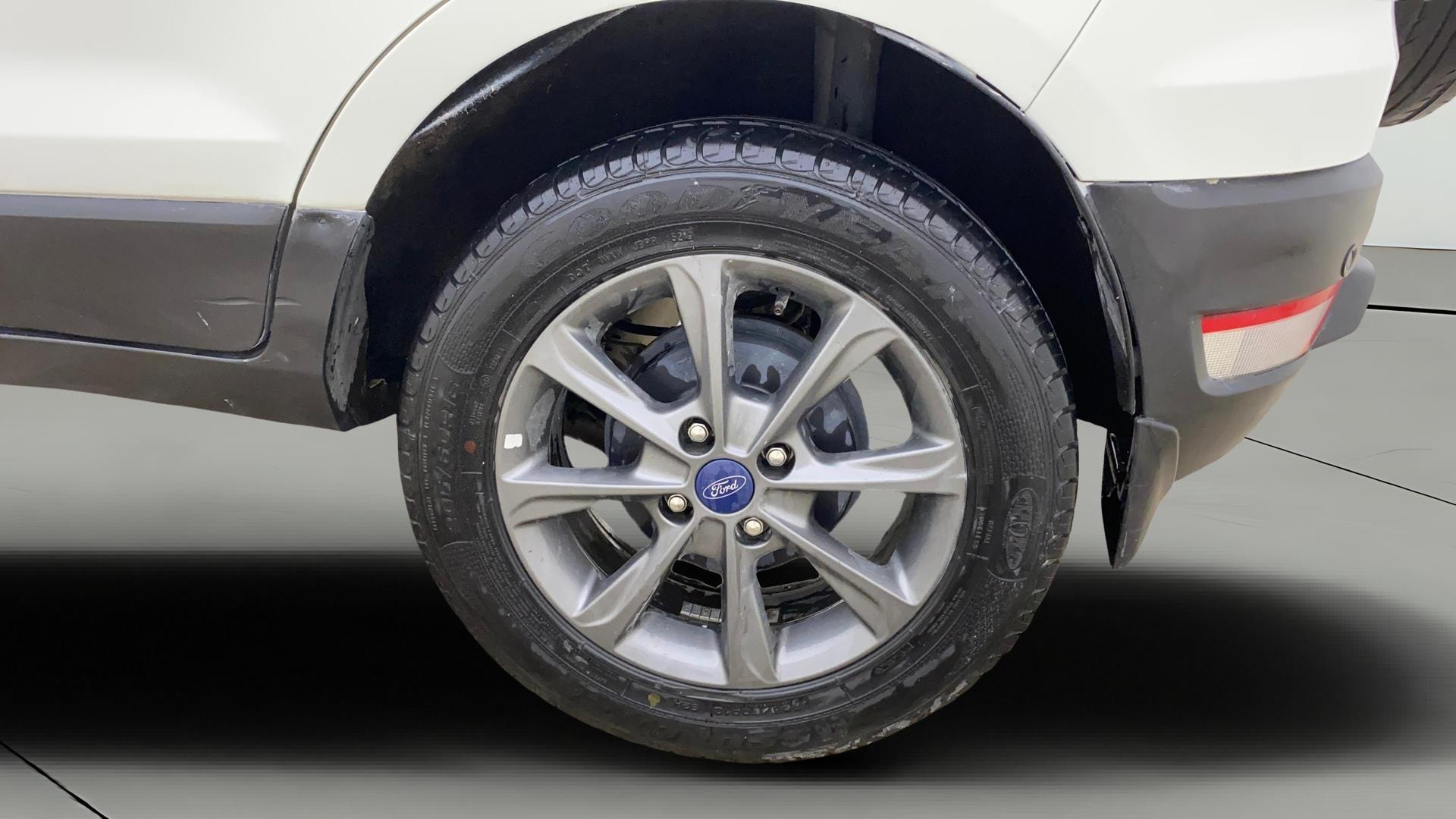 View 2020 Ford EcoSport 1.5 TDCi Diesel Ambiente BS IV Image 7 Used 2020 Ford EcoSport 1.5 TDCi Diesel Ambiente BS IV Image 7