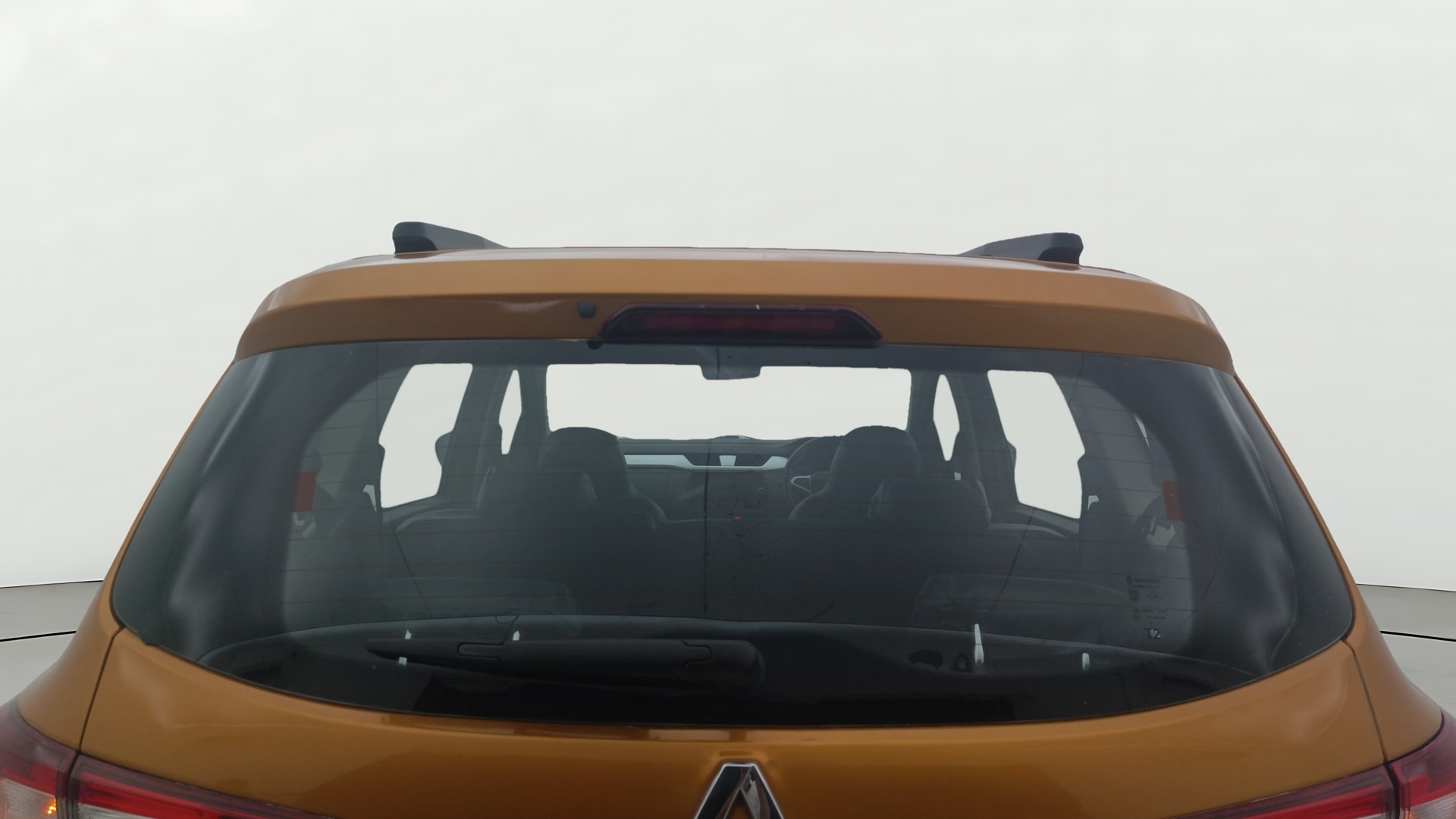 View 2021 Renault Triber RXZ Image 3 Used 2021 Renault Triber RXZ Image 3