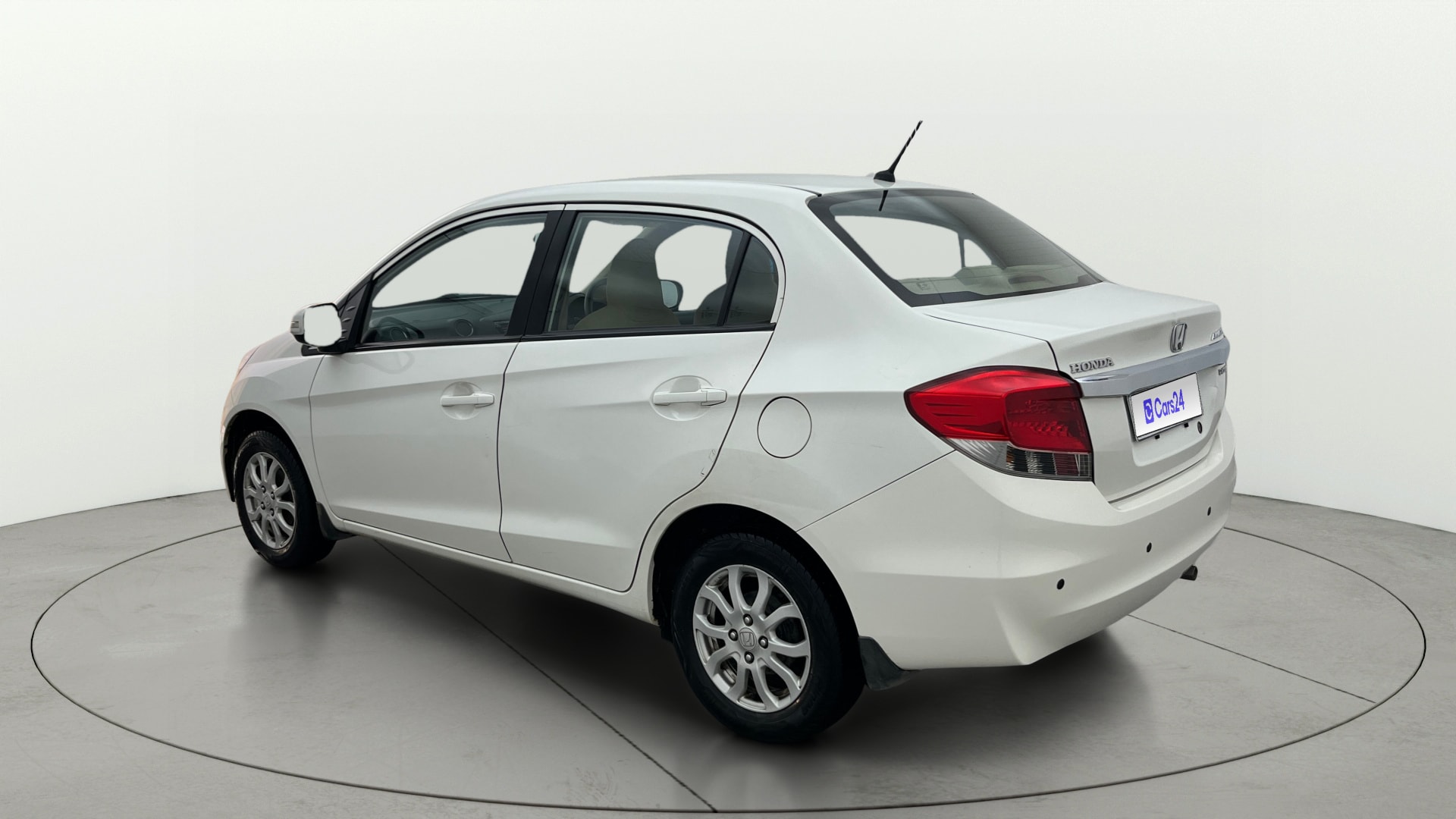 View 2013 Honda Amaze E MT Petrol BS IV Image 2 Used 2013 Honda Amaze E MT Petrol BS IV Image 2