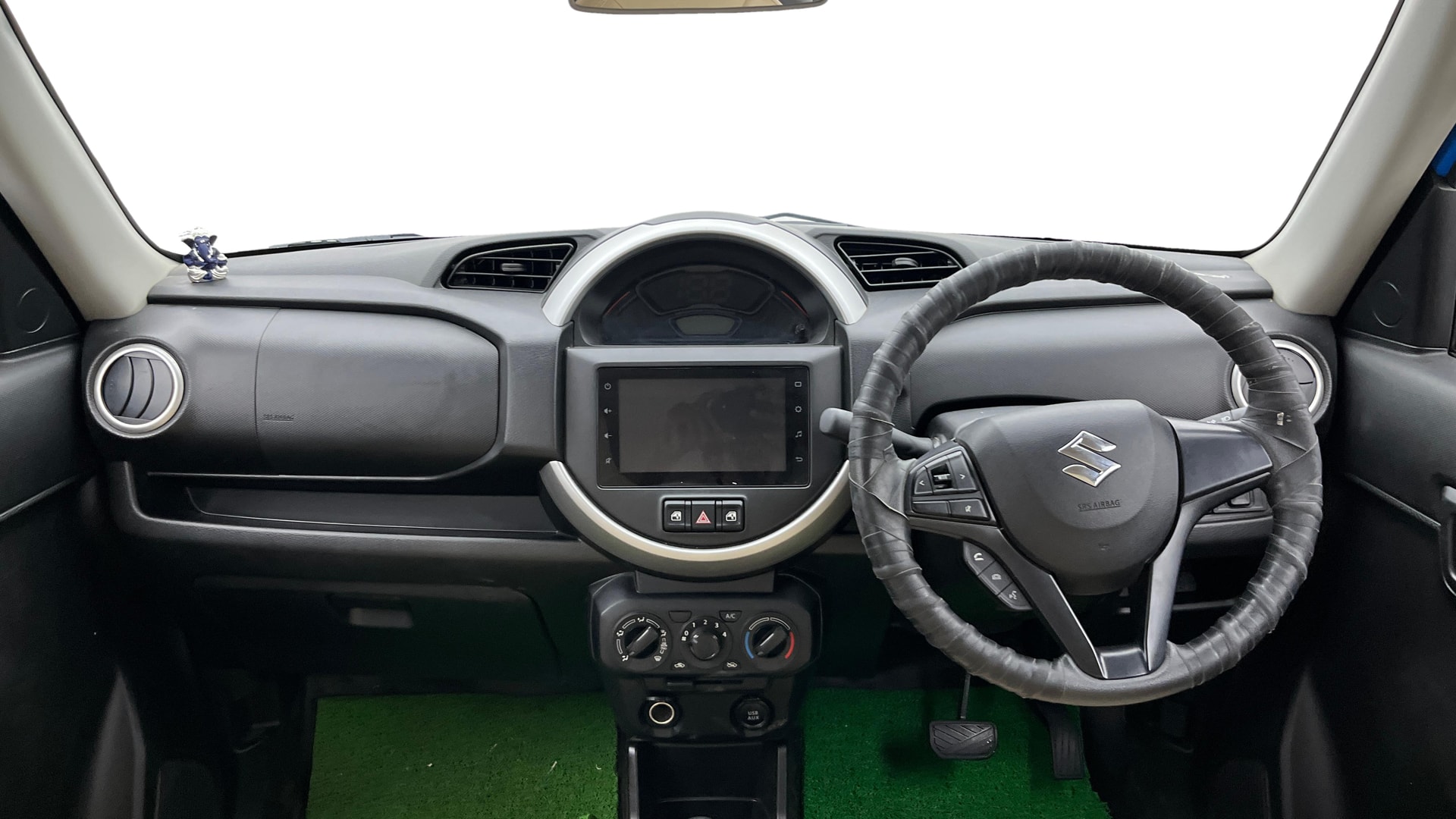 View 2023 Maruti Suzuki 1000 Base Variant Image 15 Used 2023 Maruti Suzuki 1000 Base Variant Image 15