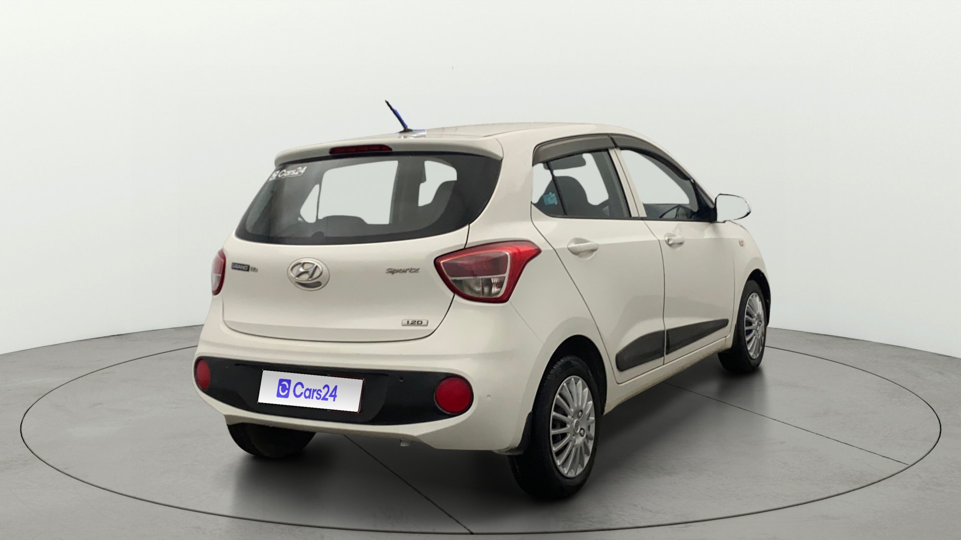 View 2017 Hyundai Grand i10 1.2 Sportz Diesel Image 41 Used 2017 Hyundai Grand i10 1.2 Sportz Diesel Image 41