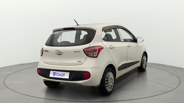 View Hyundai Grand i10 Image 41 Used Hyundai Grand i10 Image 41