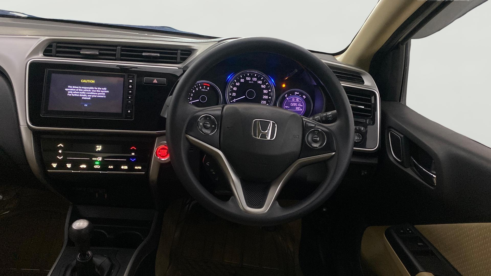 View 2021 Honda City ZX MT Diesel Anniversary Edition Image 21 Used 2021 Honda City ZX MT Diesel Anniversary Edition Image 21