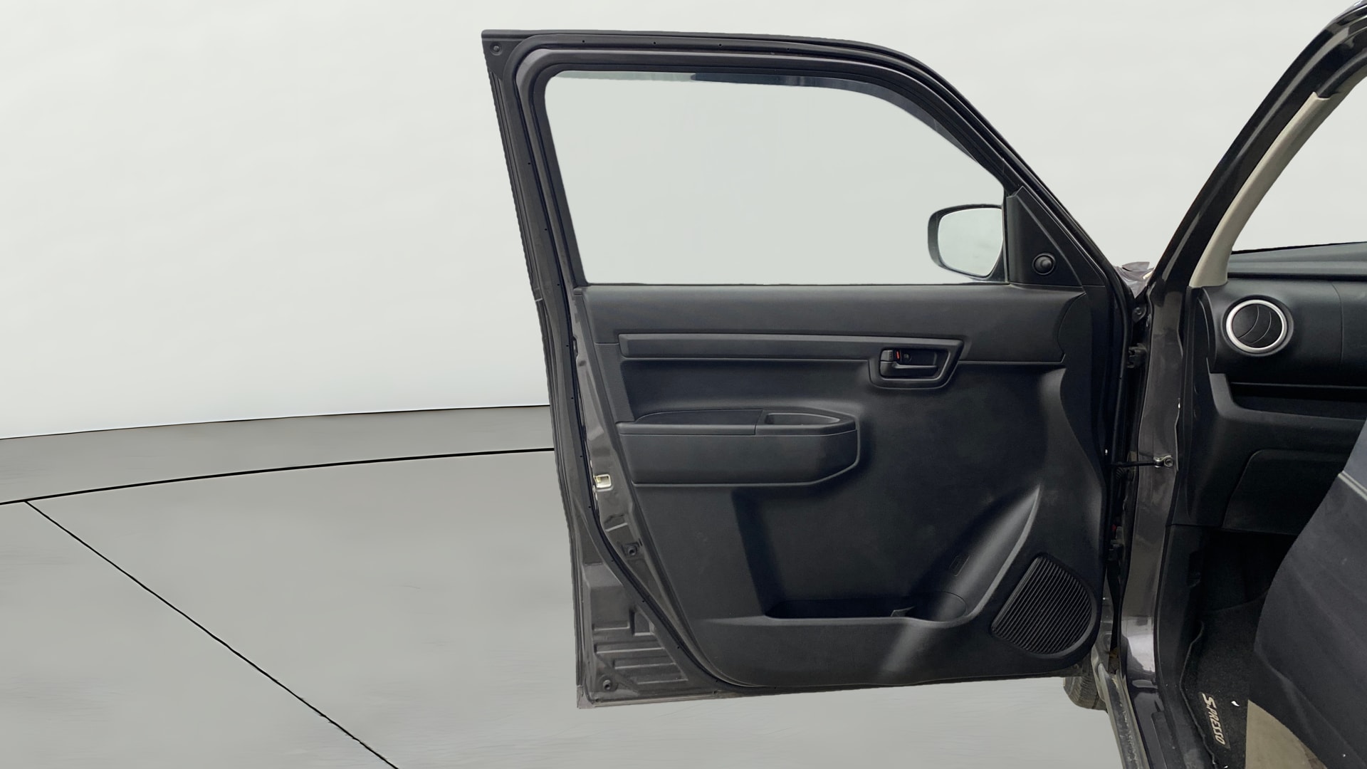 View 2019 Maruti Suzuki 1000 Base Variant Image 30 Used 2019 Maruti Suzuki 1000 Base Variant Image 30