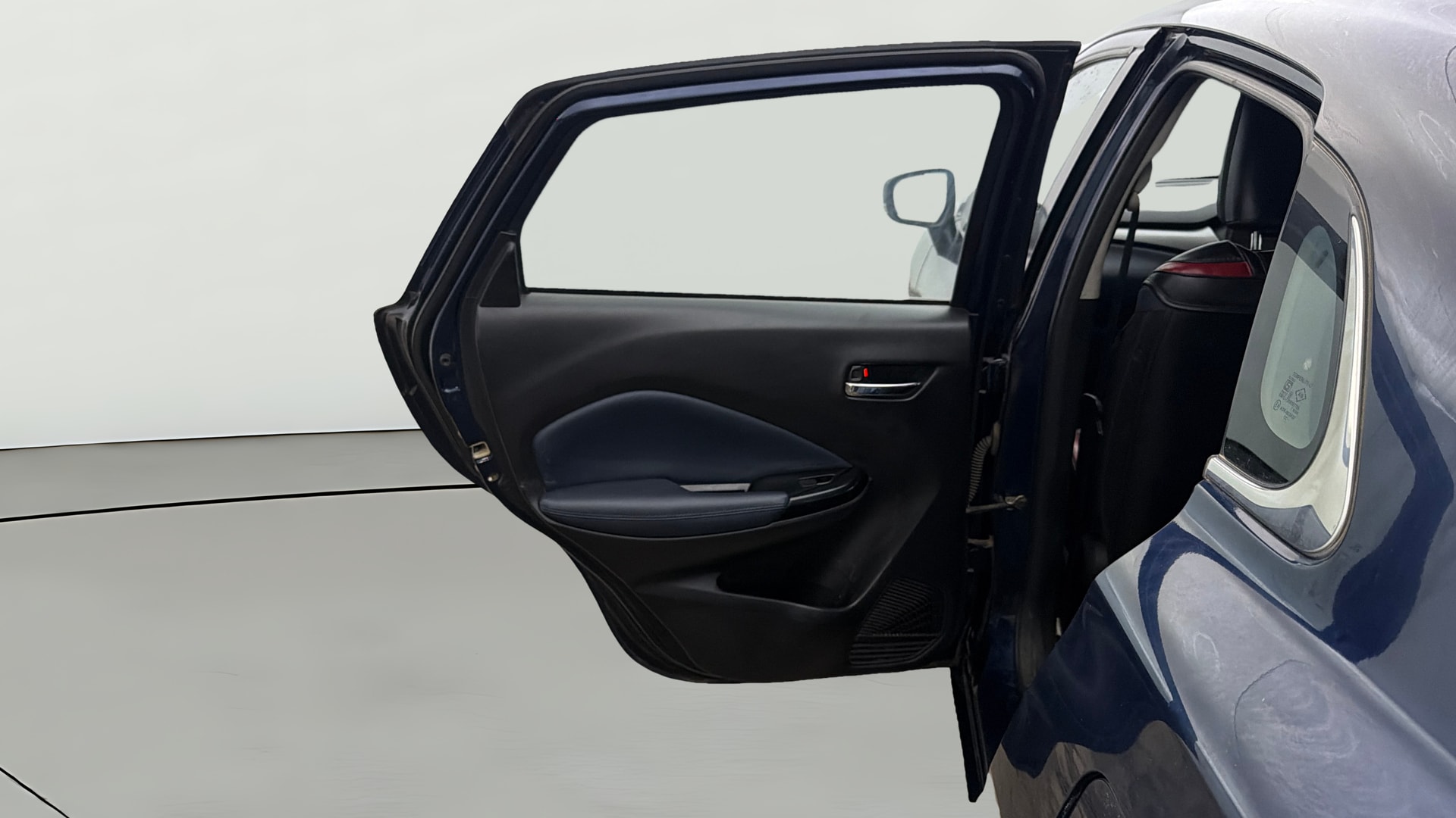 View 2022 Maruti Suzuki 1000 Base Variant Image 22 Used 2022 Maruti Suzuki 1000 Base Variant Image 22