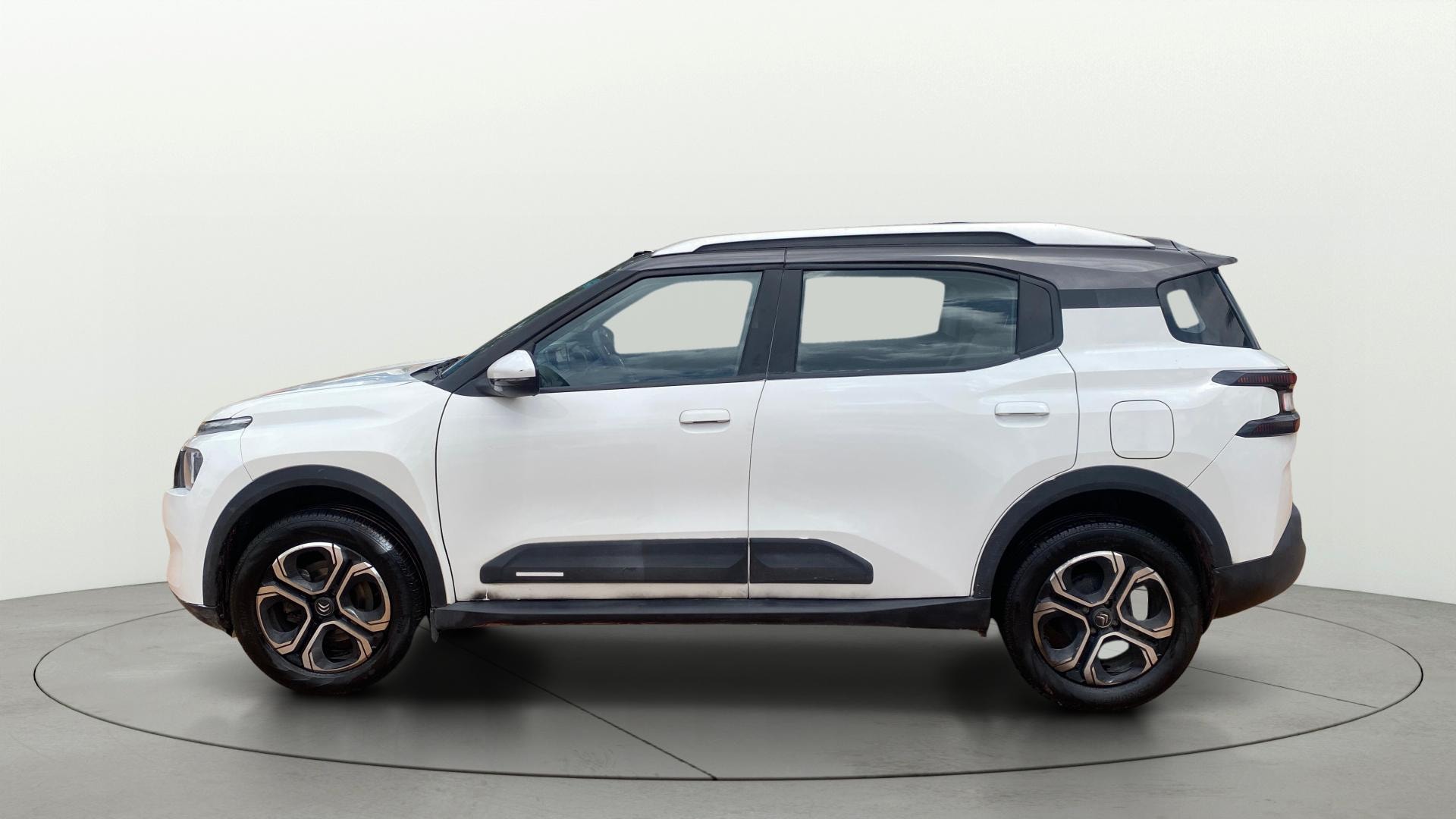 View 2023 Citroen C3 Aircross Max 1.2T 5 STR Image 6 Used 2023 Citroen C3 Aircross Max 1.2T 5 STR Image 6
