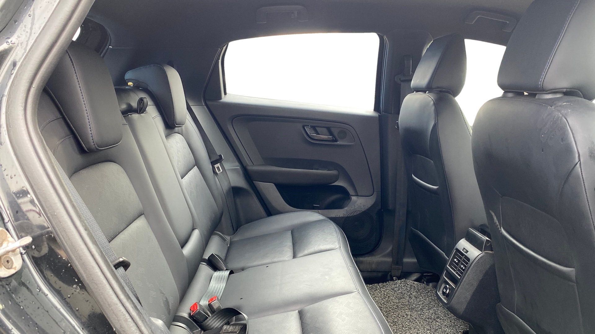View 2022 Tata Altroz XZ Plus Dark Diesel Image 36 Used 2022 Tata Altroz XZ Plus Dark Diesel Image 36