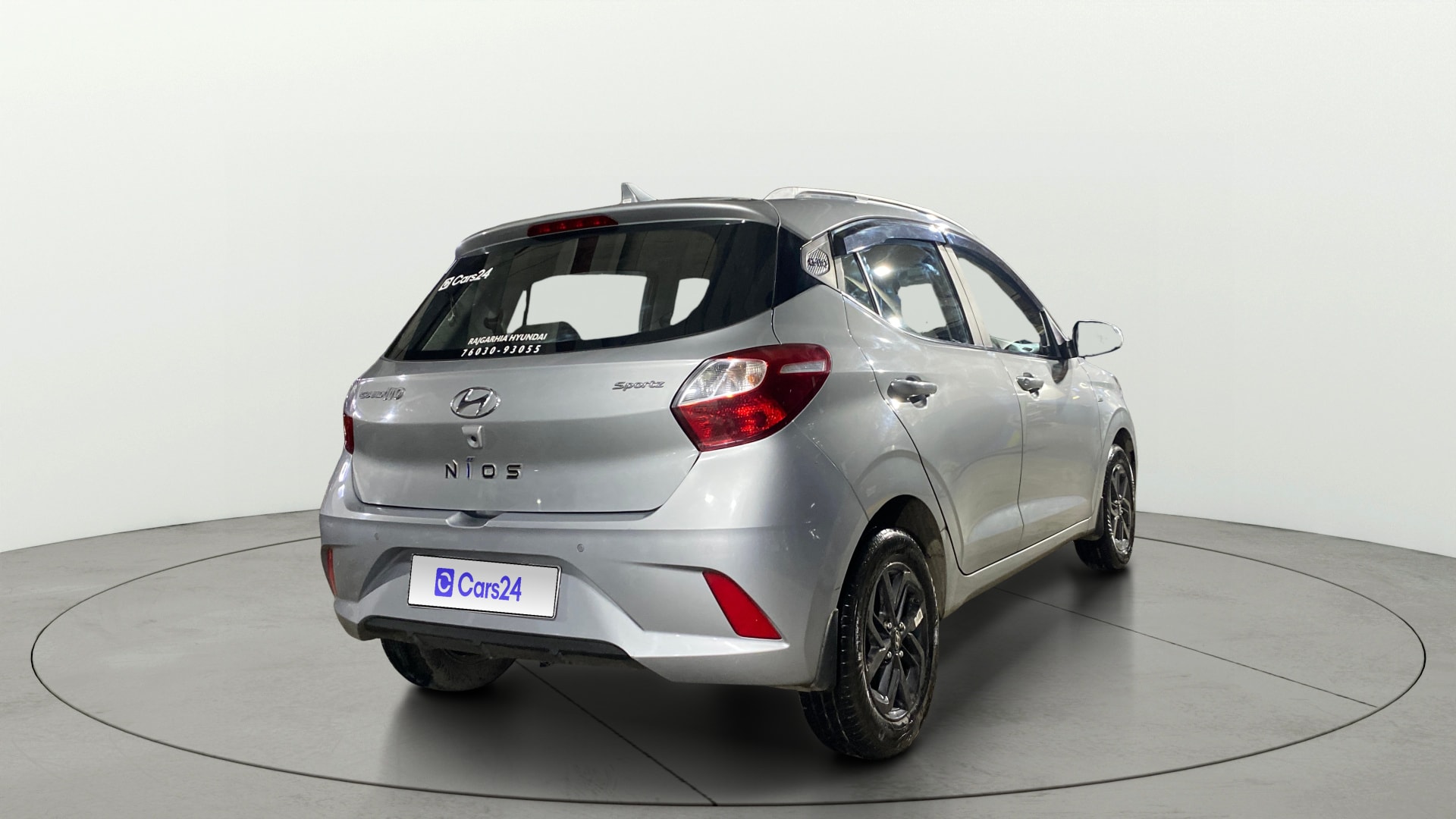 View 2022 Hyundai Grand i10 Nios Sportz Petrol AMT Image 42 Used 2022 Hyundai Grand i10 Nios Sportz Petrol AMT Image 42