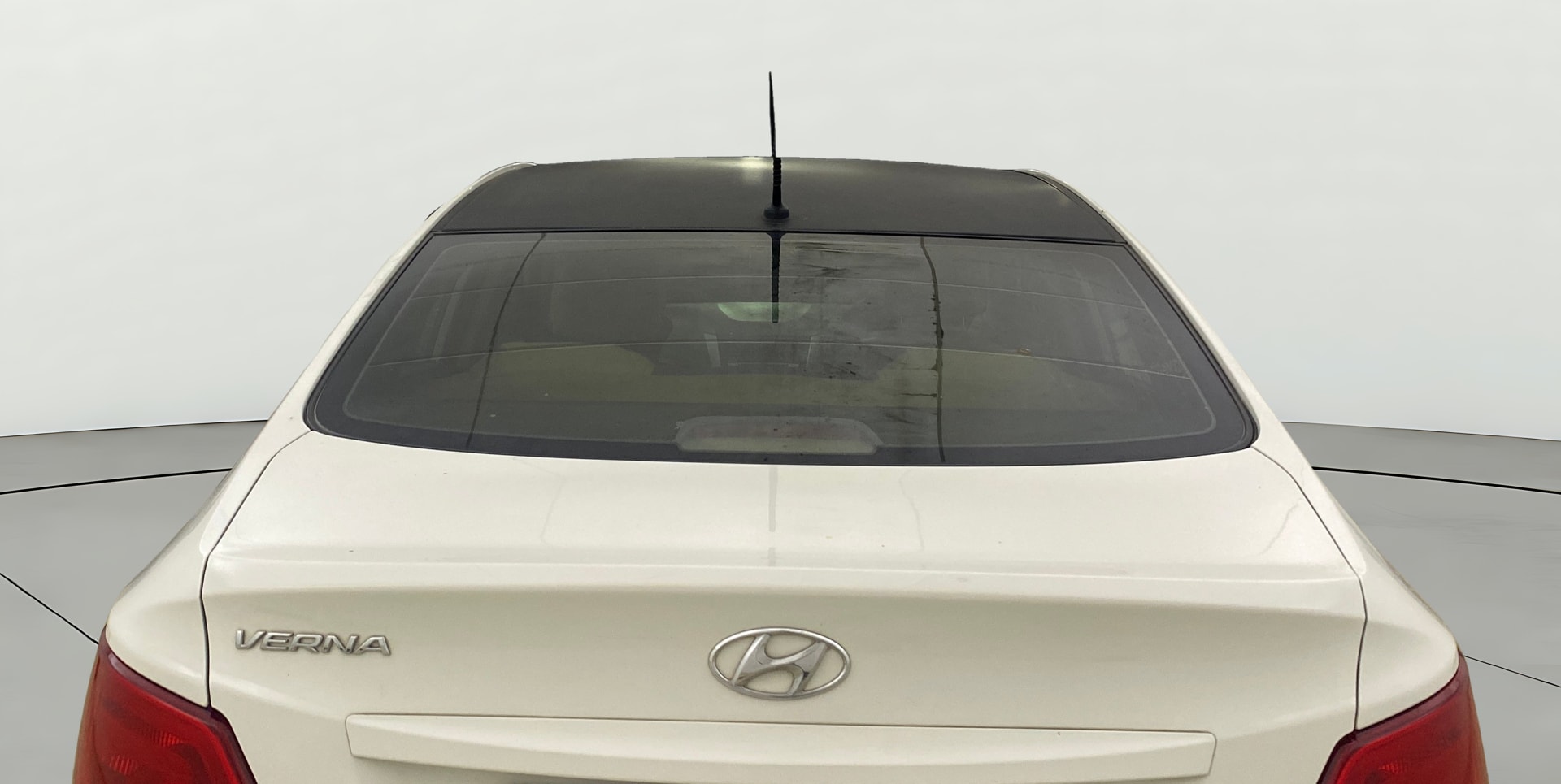 View 2015 Hyundai Verna 1.4 VTVT Image 4 Used 2015 Hyundai Verna 1.4 VTVT Image 4