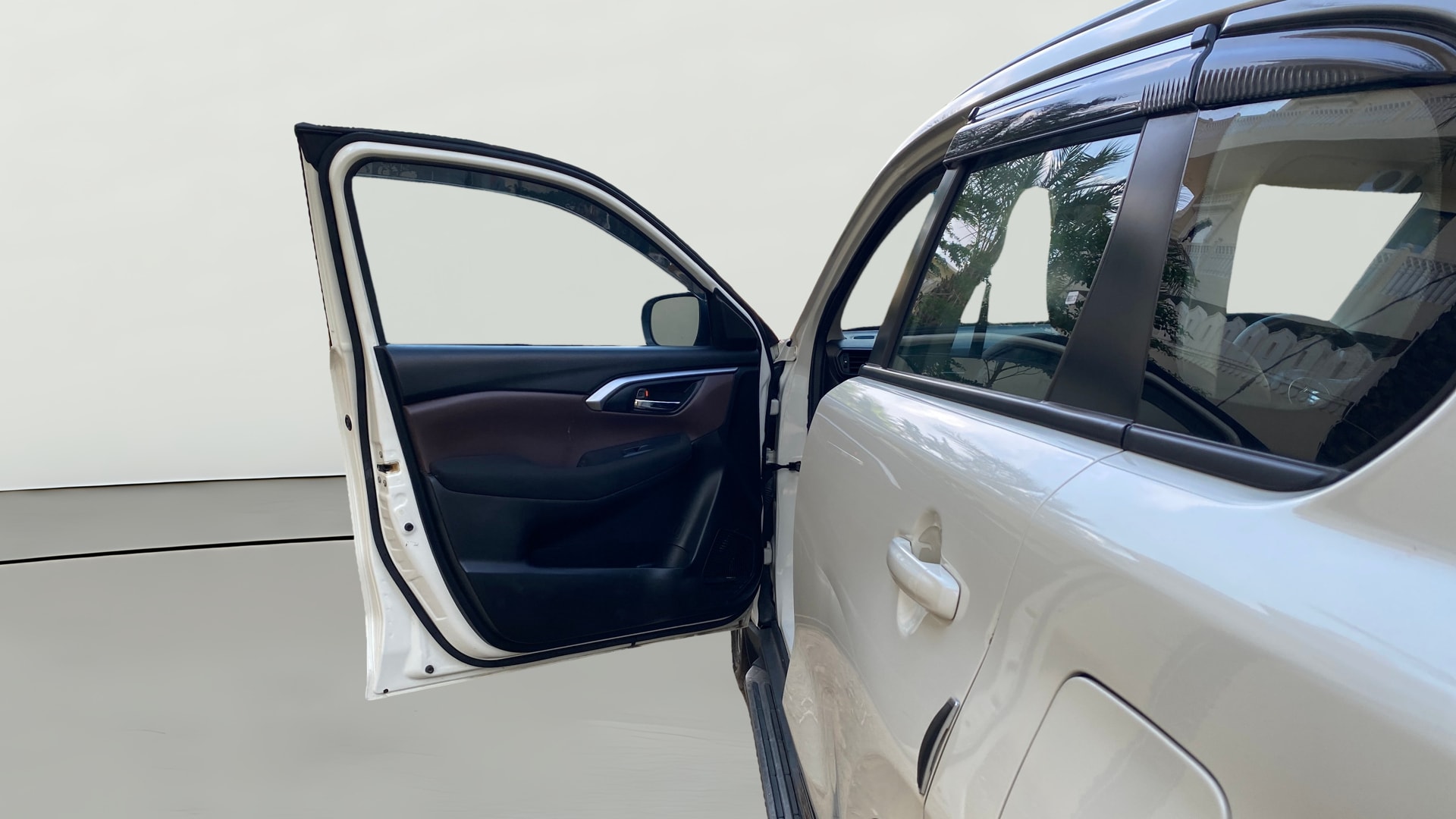View 2025 Maruti Suzuki 1000 Base Variant Image 37 Used 2025 Maruti Suzuki 1000 Base Variant Image 37