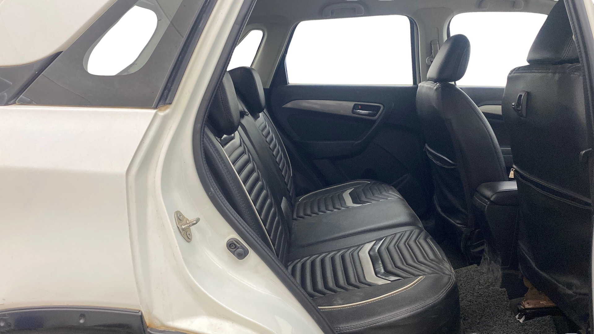 View 2018 Maruti Suzuki 1000 Base Variant Image 29 Used 2018 Maruti Suzuki 1000 Base Variant Image 29
