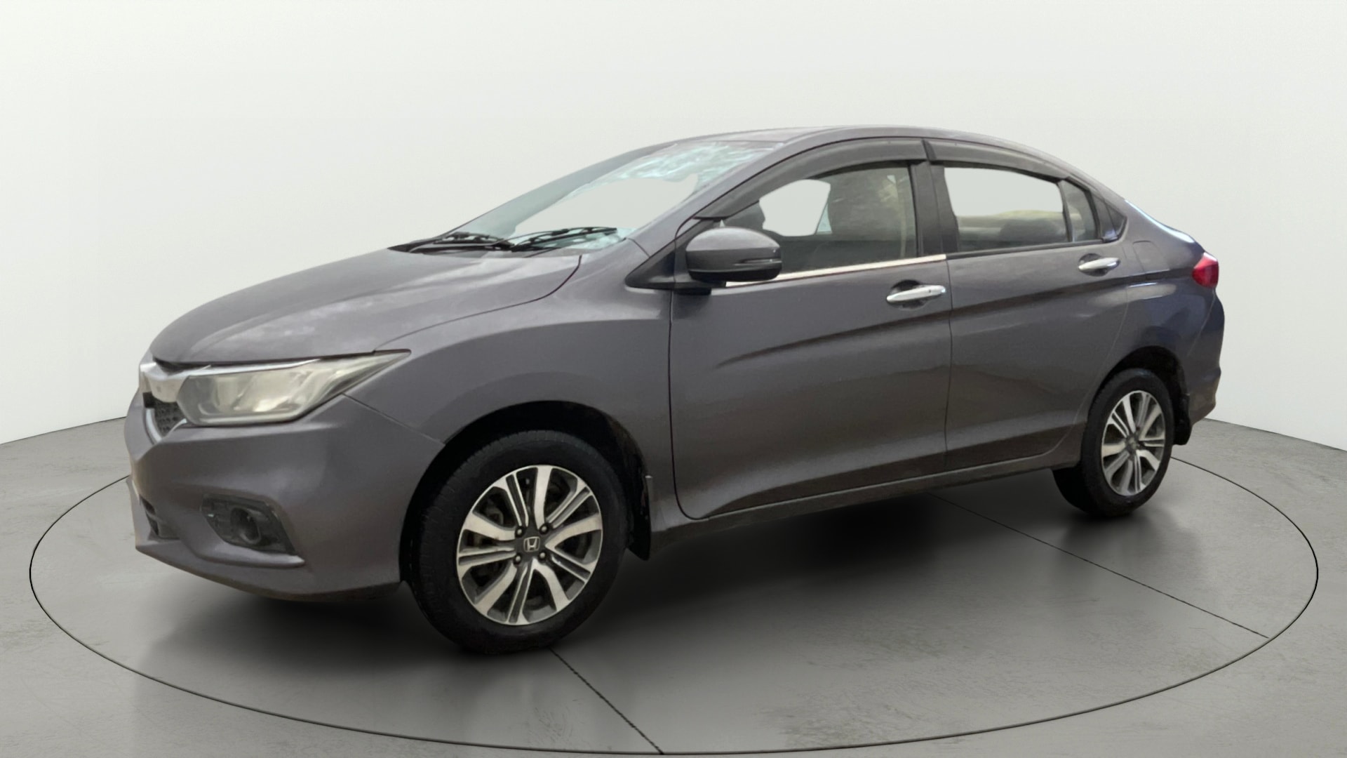 View 2017 Honda City ZX MT Diesel Anniversary Edition Image 22 Used 2017 Honda City ZX MT Diesel Anniversary Edition Image 22