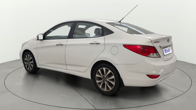 View Hyundai Fluidic Verna Image 2 Used Hyundai Fluidic Verna Image 2