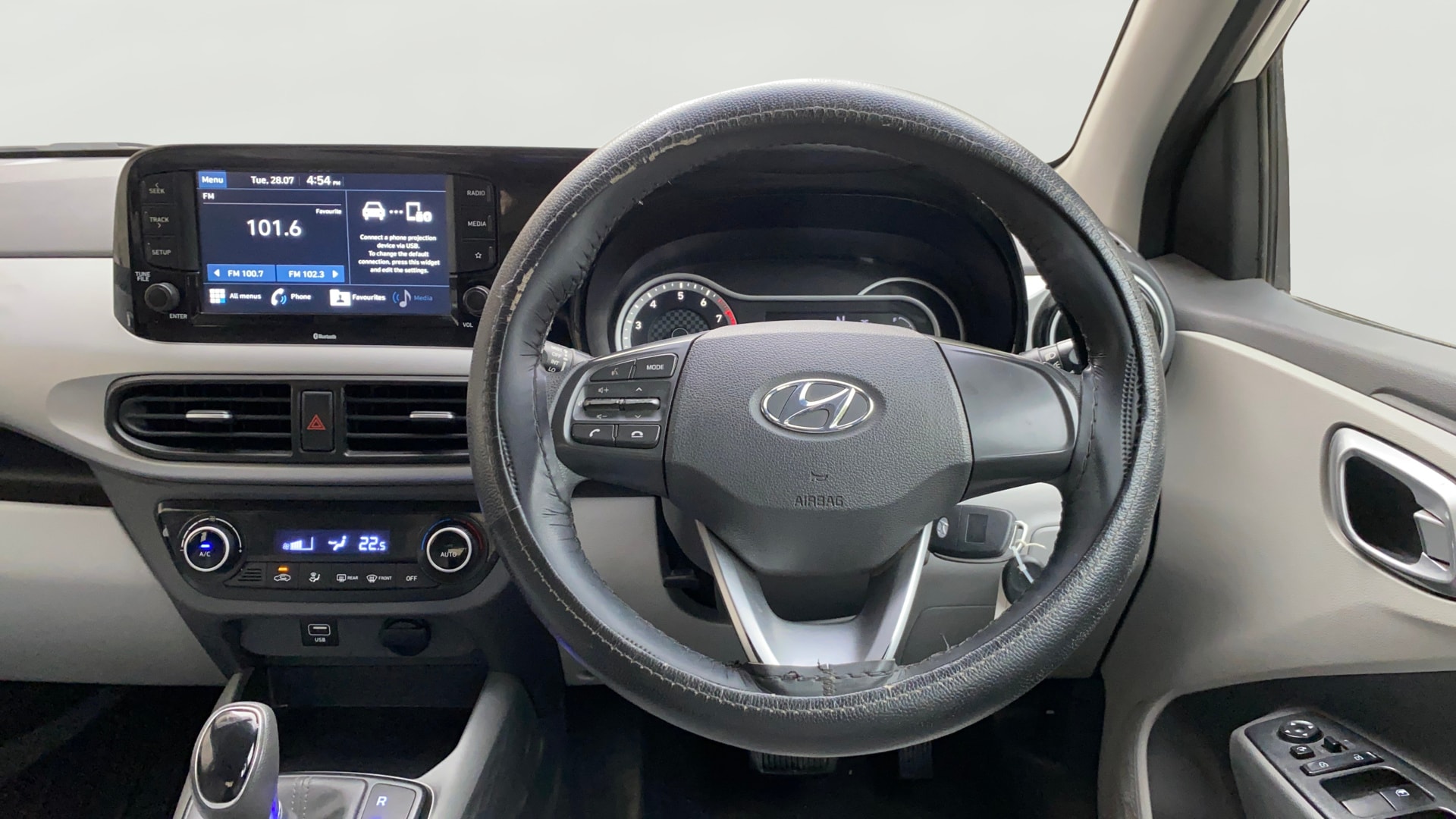 View 2020 Hyundai Grand i10 Nios Sportz Petrol AMT Image 14 Used 2020 Hyundai Grand i10 Nios Sportz Petrol AMT Image 14