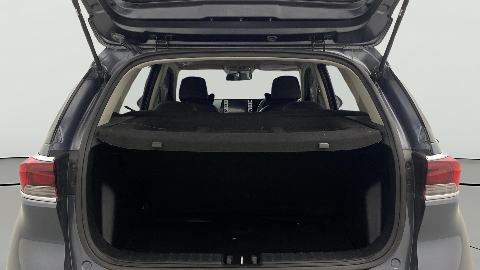 View 2022 Kia Sonet HTK Plus iMT Petrol Image 39 Used 2022 Kia Sonet HTK Plus iMT Petrol Image 39