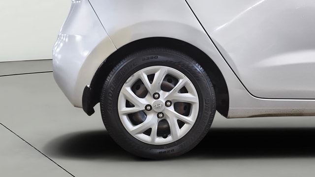 View Hyundai Grand i10 Image 25 Used Hyundai Grand i10 Image 25