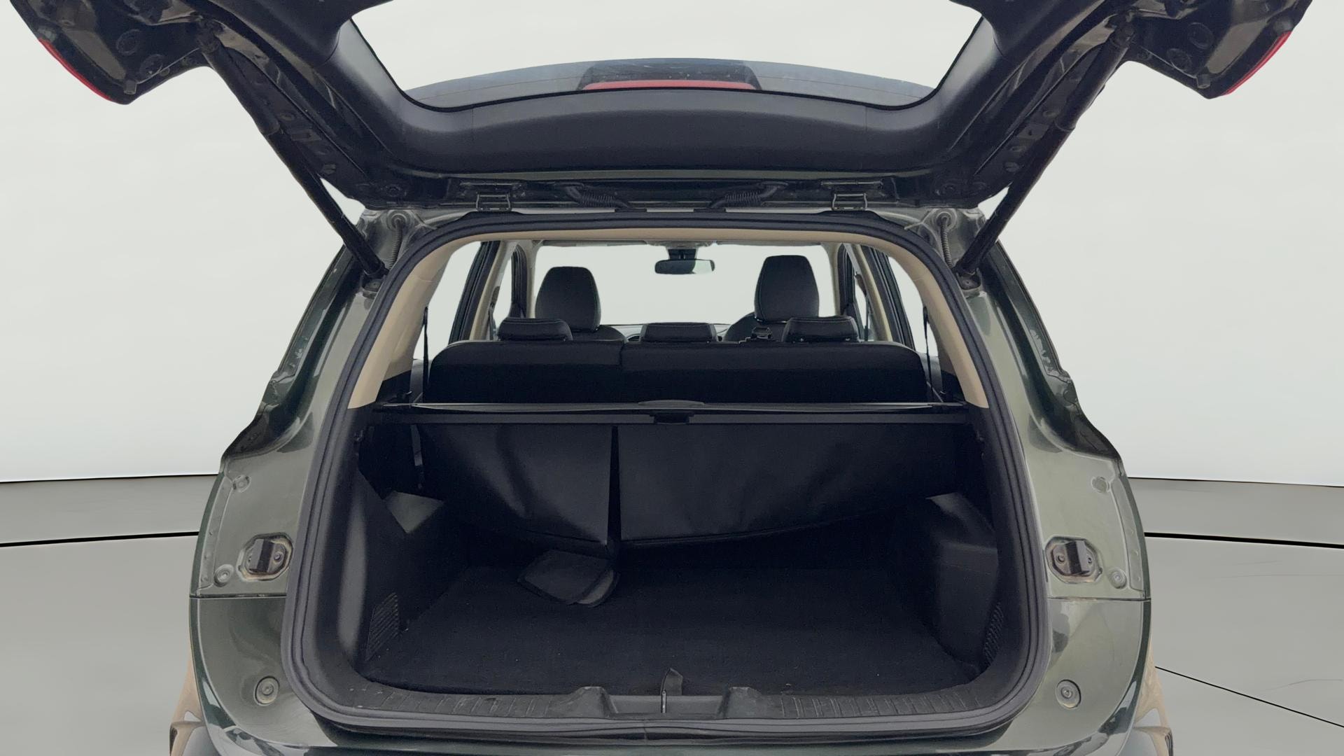 View 2024 MG Hector Sharp Hybrid BS IV Image 38 Used 2024 MG Hector Sharp Hybrid BS IV Image 38