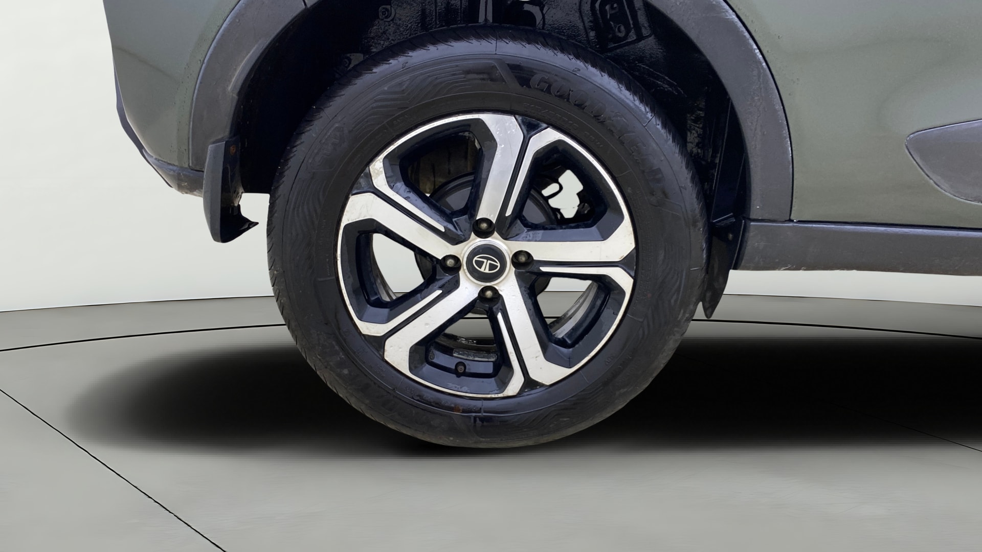 View 2022 Tata Nexon Revotron XE Image 34 Used 2022 Tata Nexon Revotron XE Image 34