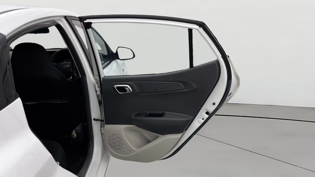 View Hyundai Aura Image 7 Used Hyundai Aura Image 7