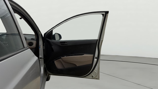 View Hyundai Grand i10 Image 44 Used Hyundai Grand i10 Image 44