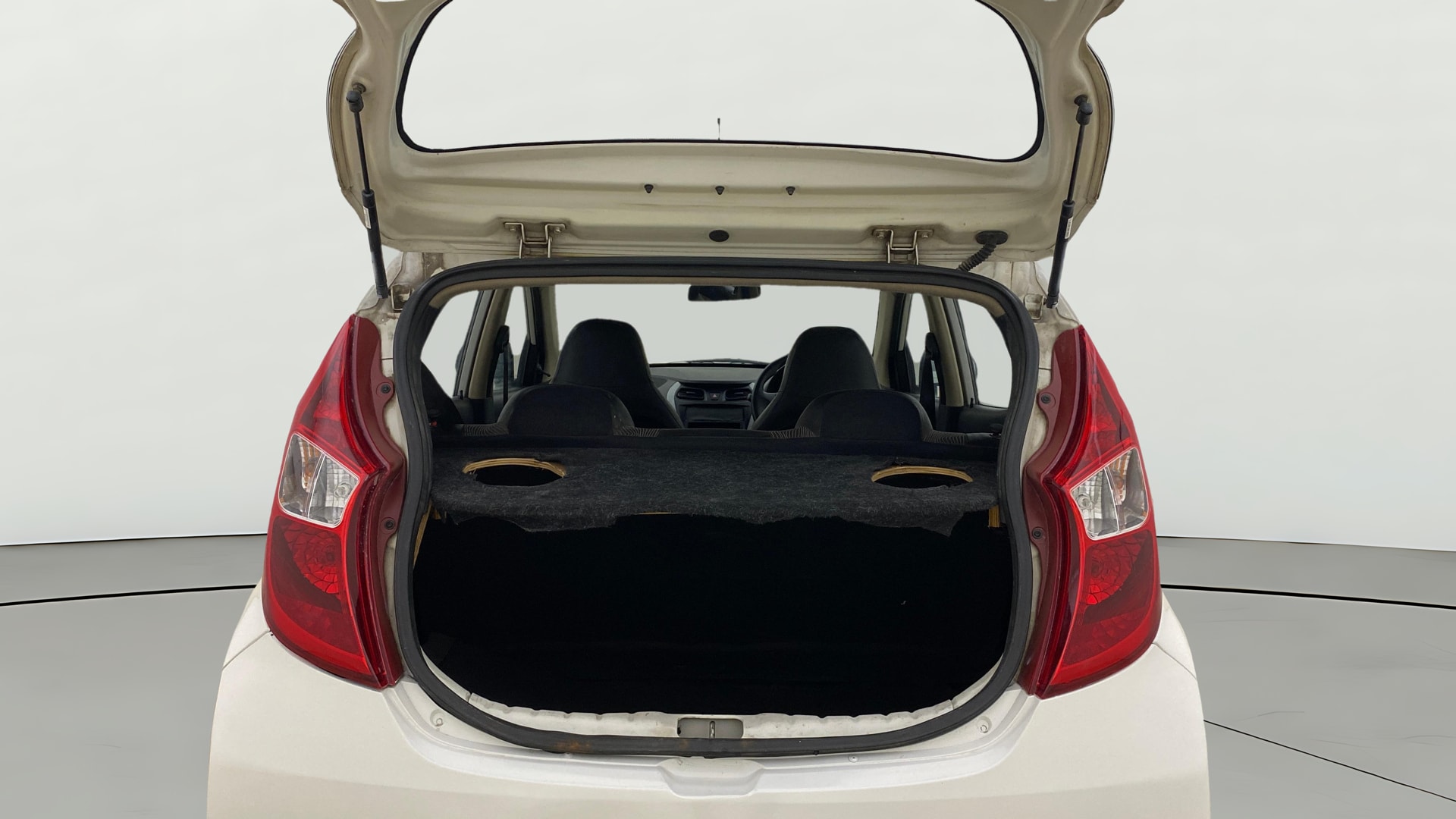View 2014 Hyundai EON Era Plus Image 36 Used 2014 Hyundai EON Era Plus Image 36