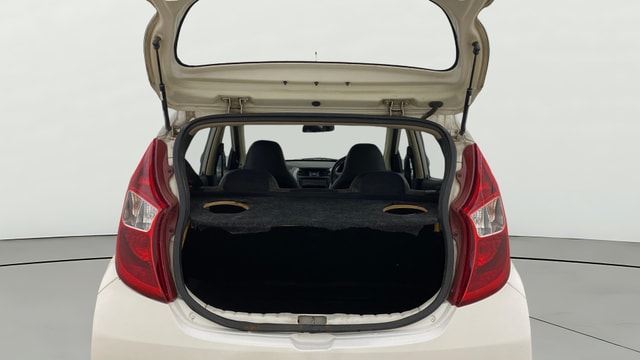 View Hyundai EON Image 36 Used Hyundai EON Image 36