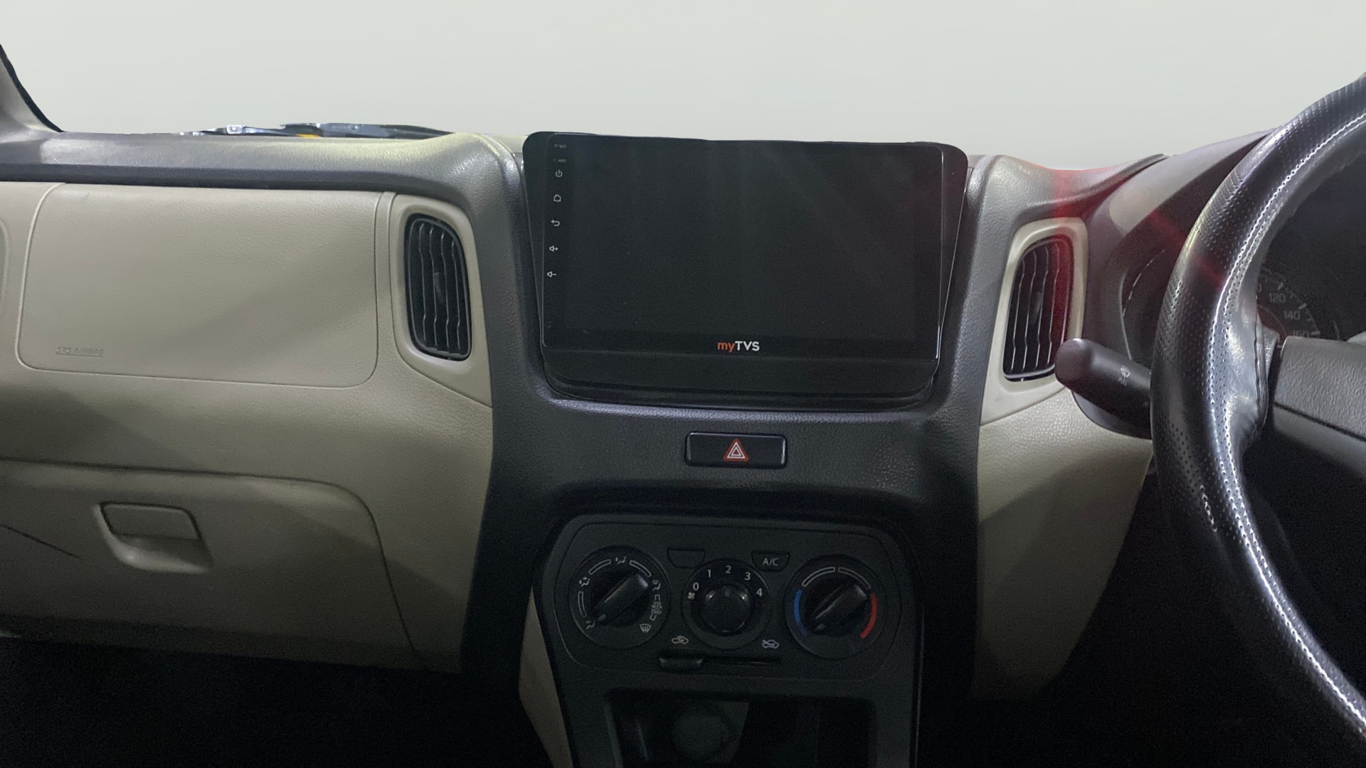 View 2023 Maruti Suzuki 1000 Base Variant Image 17 Used 2023 Maruti Suzuki 1000 Base Variant Image 17