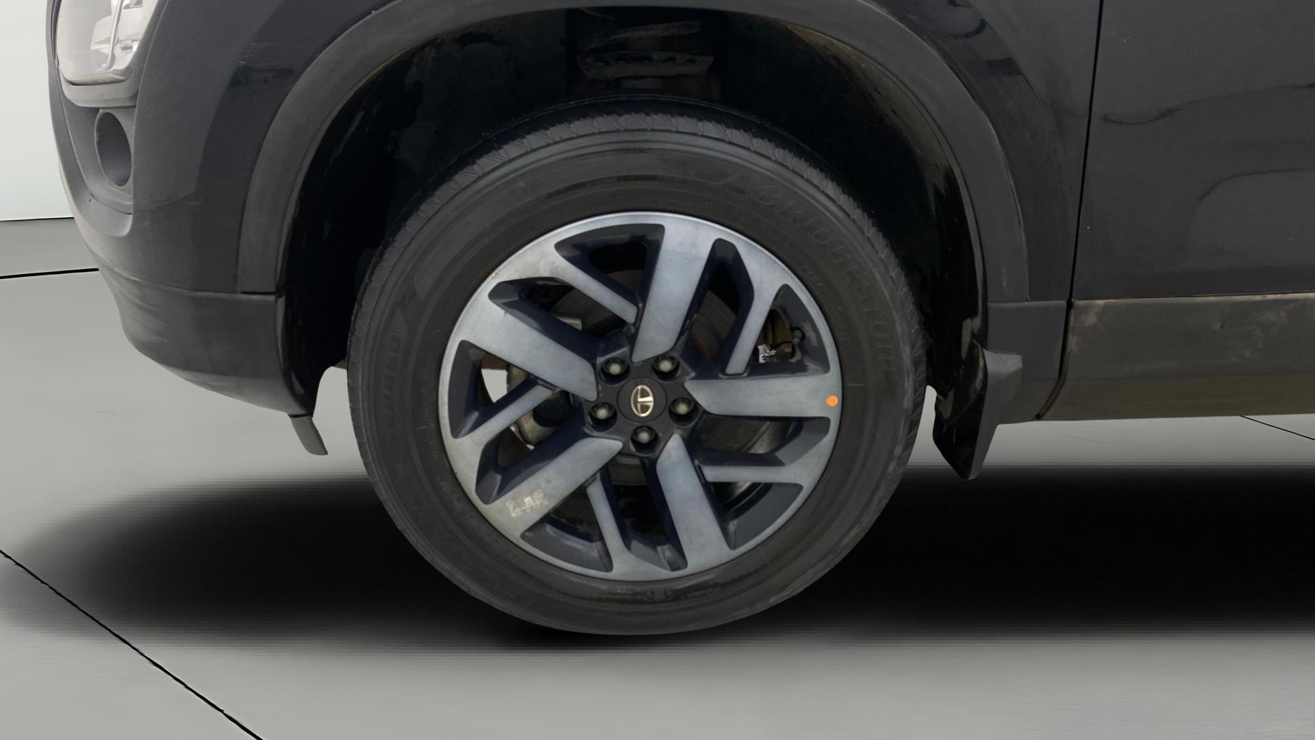 View 2023 Tata Safari XZA Plus Image 37 Used 2023 Tata Safari XZA Plus Image 37