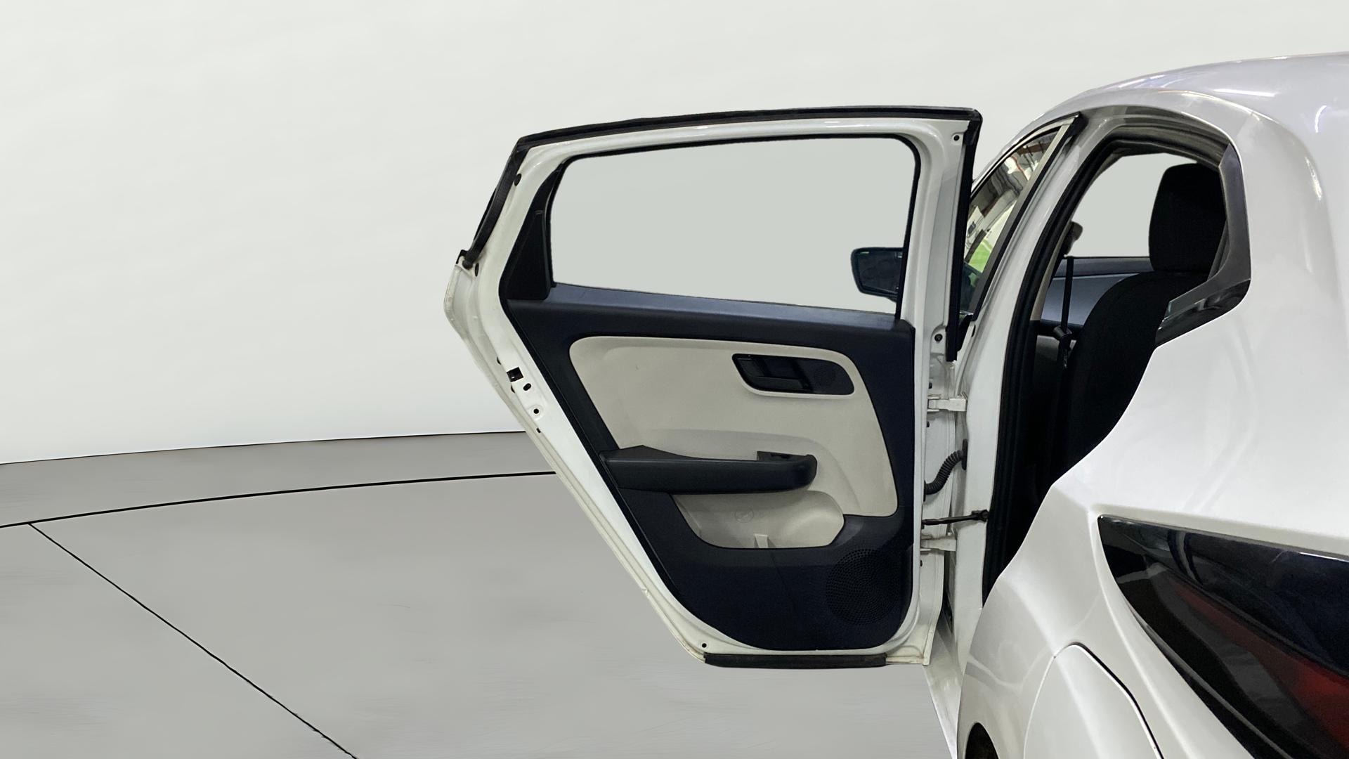 View 2023 Tata Altroz XZ Petrol Image 22 Used 2023 Tata Altroz XZ Petrol Image 22