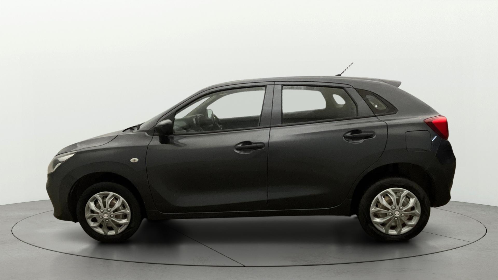View 2023 Maruti Suzuki 1000 Base Variant Image 5 Used 2023 Maruti Suzuki 1000 Base Variant Image 5