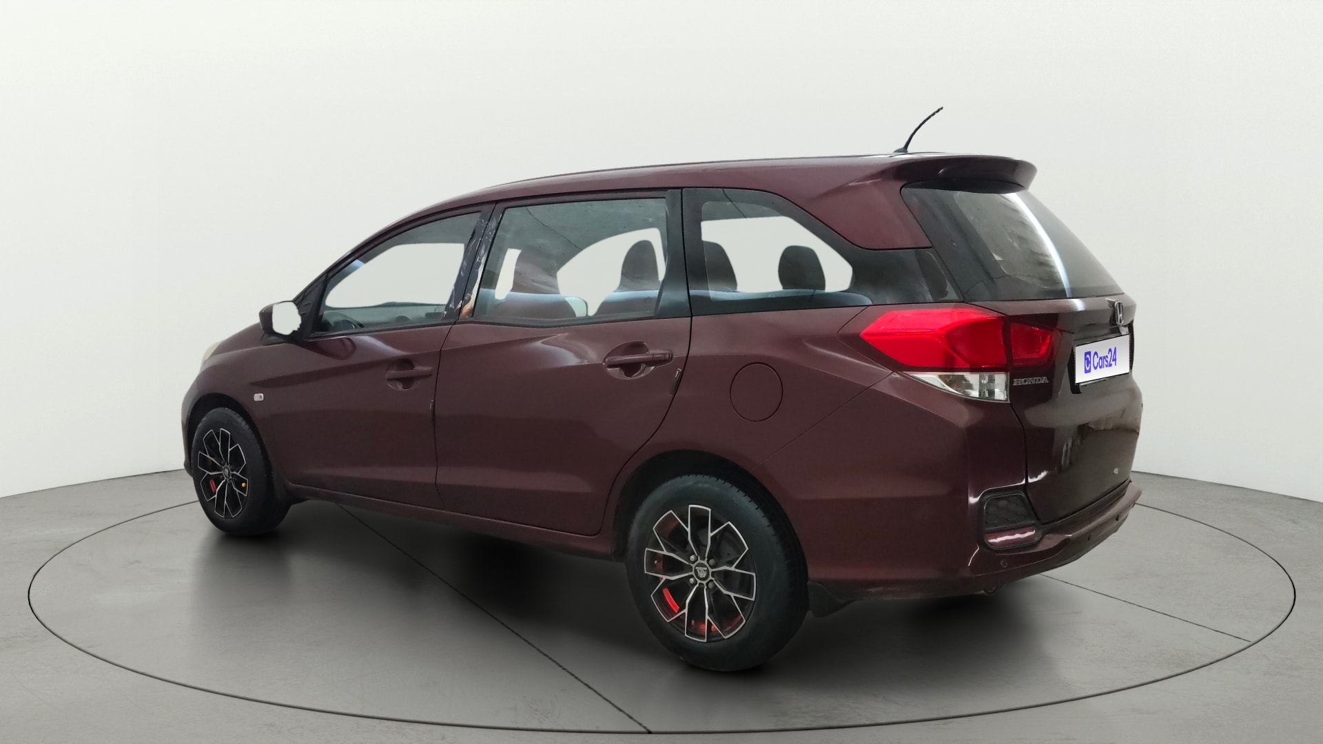 View 2015 Honda Mobilio E Diesel Image 2 Used 2015 Honda Mobilio E Diesel Image 2