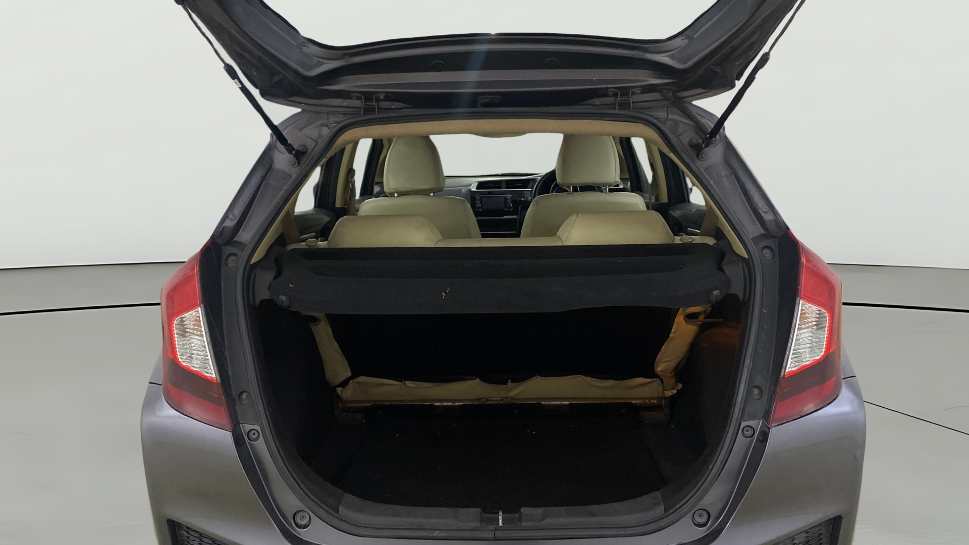 View 2017 Honda Jazz E MT Diesel Image 37 Used 2017 Honda Jazz E MT Diesel Image 37
