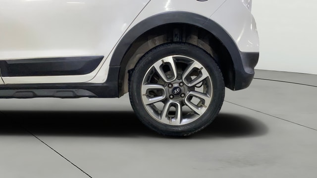 View Hyundai i20 Active Image 11 Used Hyundai i20 Active Image 11