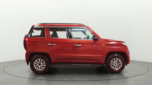View Mahindra TUV300 Image 8 Used Mahindra TUV300 Image 8