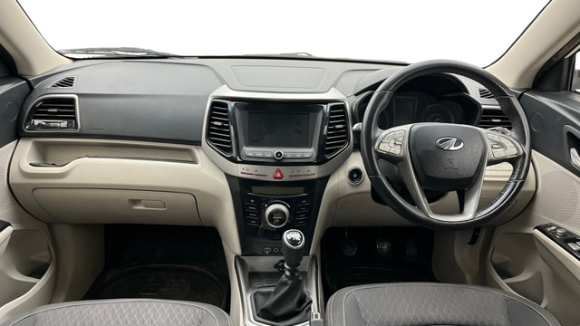 View Mahindra XUV300 Image 31 Used Mahindra XUV300 Image 31