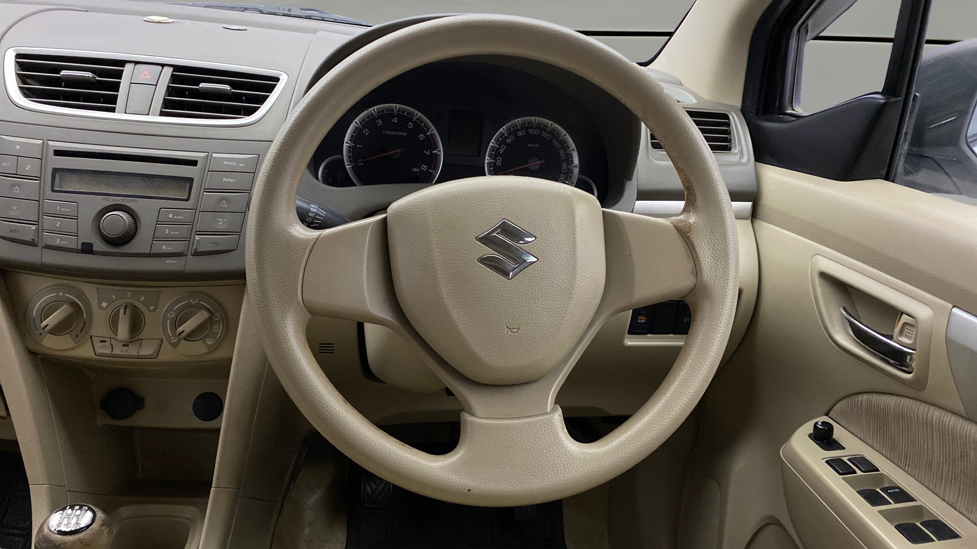 View 2015 Maruti Suzuki 1000 Base Variant Image 21 Used 2015 Maruti Suzuki 1000 Base Variant Image 21