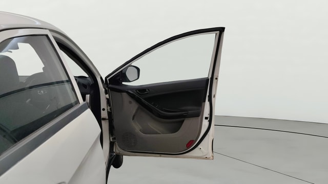 View Tata Nexon Image 43 Used Tata Nexon Image 43