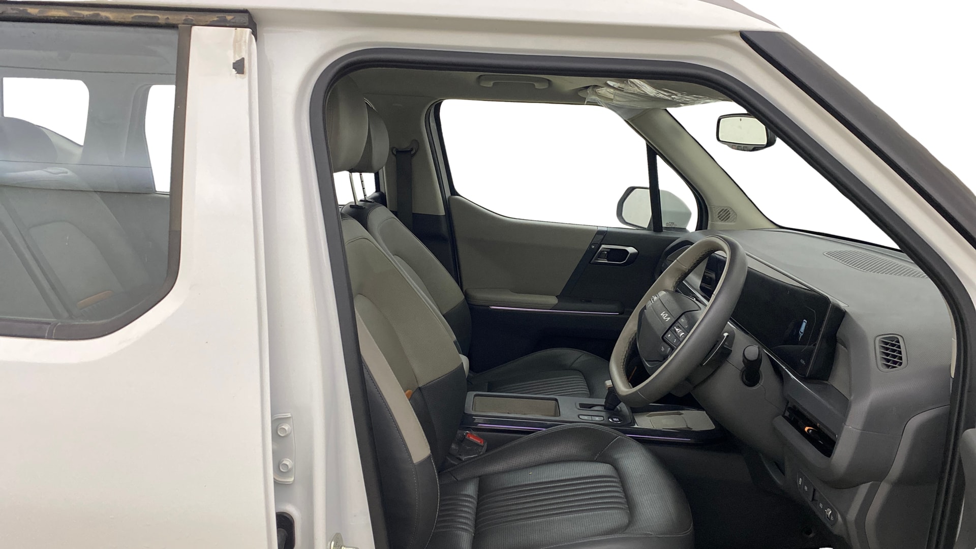 View 2025 Kia Syros HTX Plus (O) DCT Petrol Image 27 Used 2025 Kia Syros HTX Plus (O) DCT Petrol Image 27