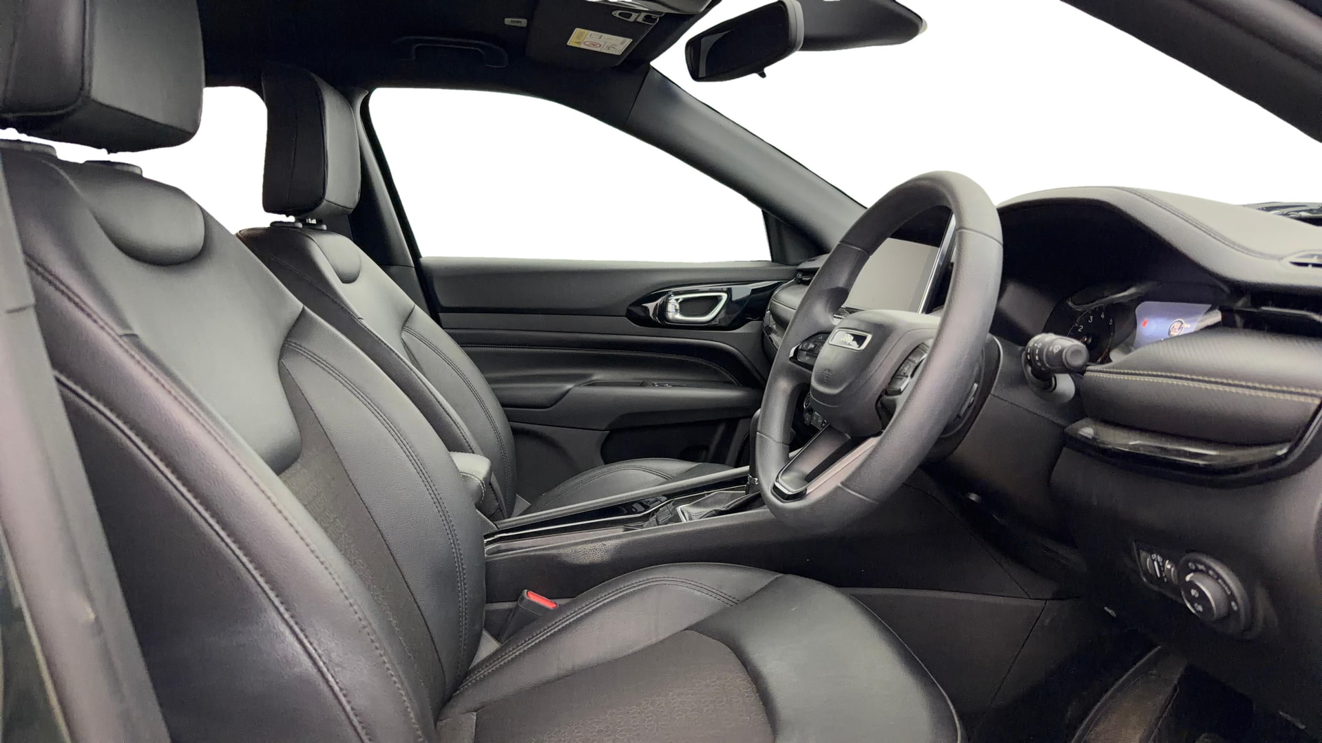 View 2022 Jeep Compass Night Eagle Edition 1.4 Petrol (O) DDCT Image 18 Used 2022 Jeep Compass Night Eagle Edition 1.4 Petrol (O) DDCT Image 18