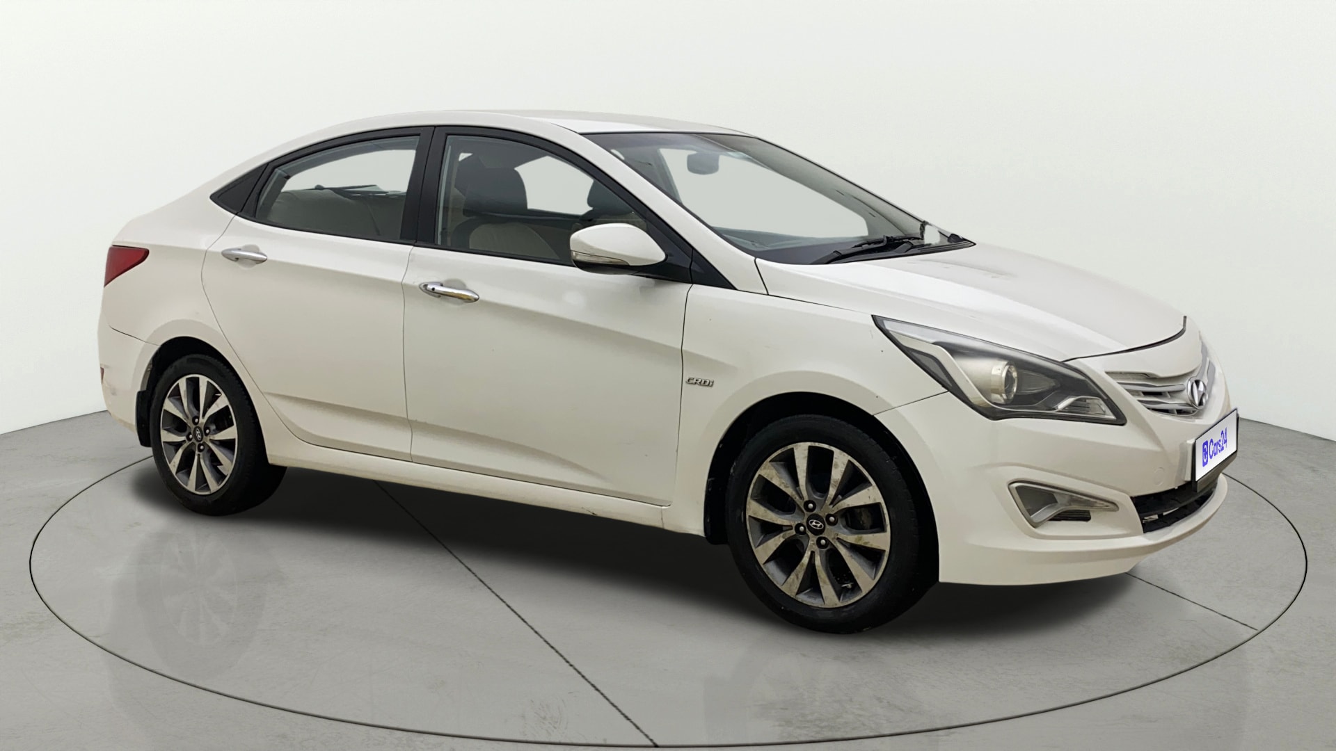 View 2016 Hyundai Fluidic Verna 1.4 CRDI Base Image 13 Used 2016 Hyundai Fluidic Verna 1.4 CRDI Base Image 13