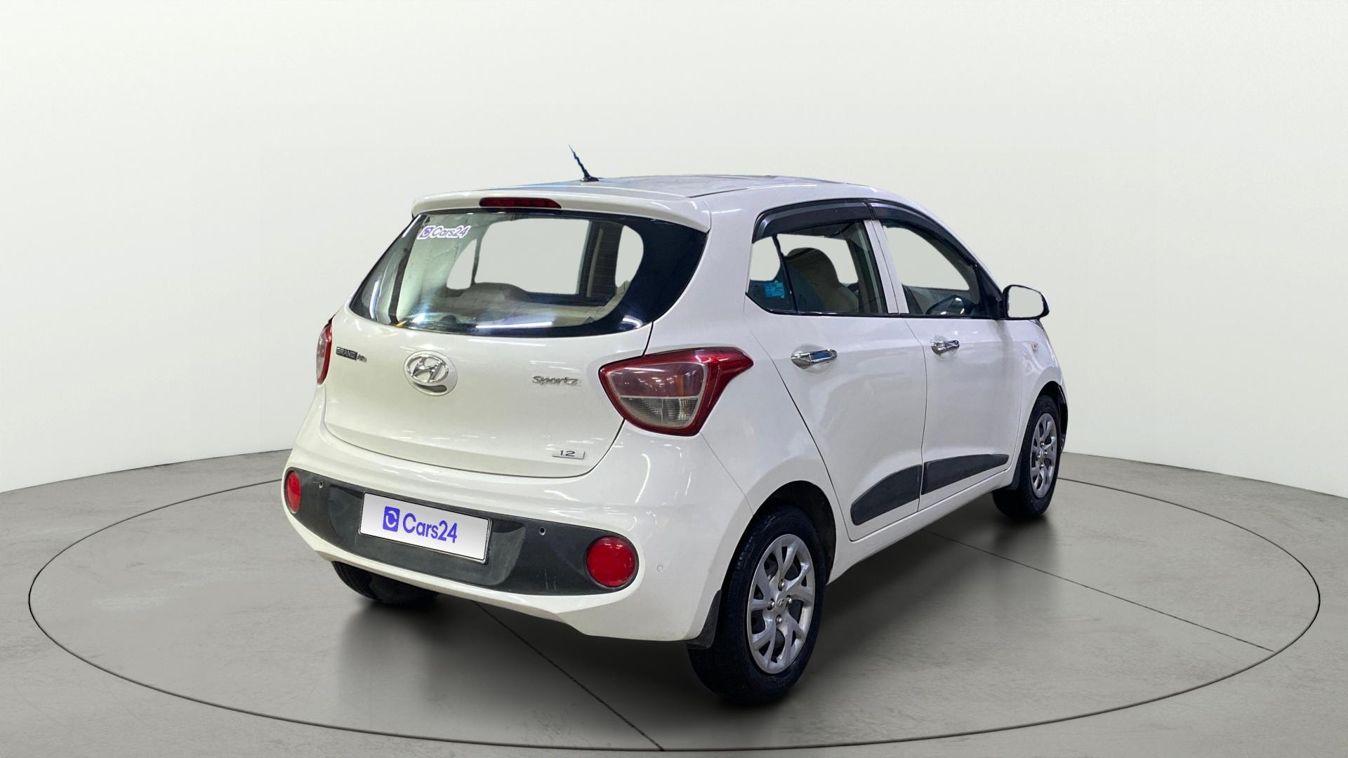 View 2017 Hyundai Grand i10 Sportz 1.2 Kappa Image 41 Used 2017 Hyundai Grand i10 Sportz 1.2 Kappa Image 41
