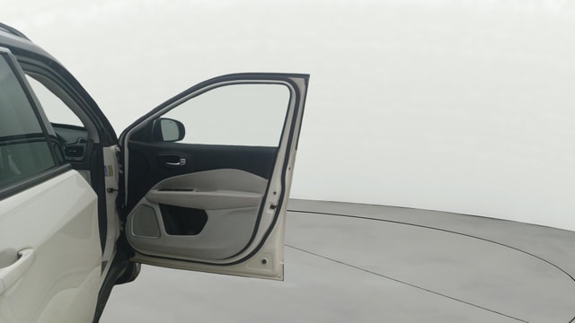 View Jeep Compass Image 47 Used Jeep Compass Image 47
