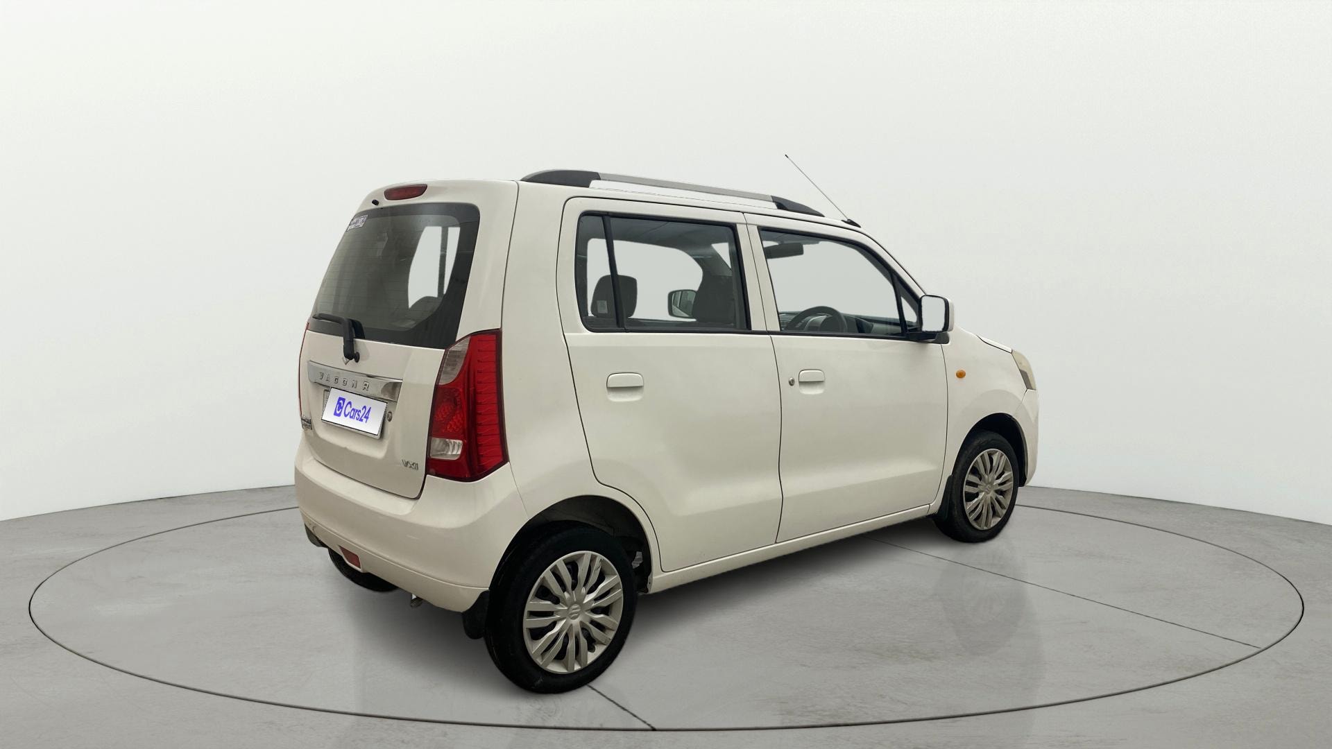 View 2016 Maruti Suzuki 1000 Base Variant Image 42 Used 2016 Maruti Suzuki 1000 Base Variant Image 42