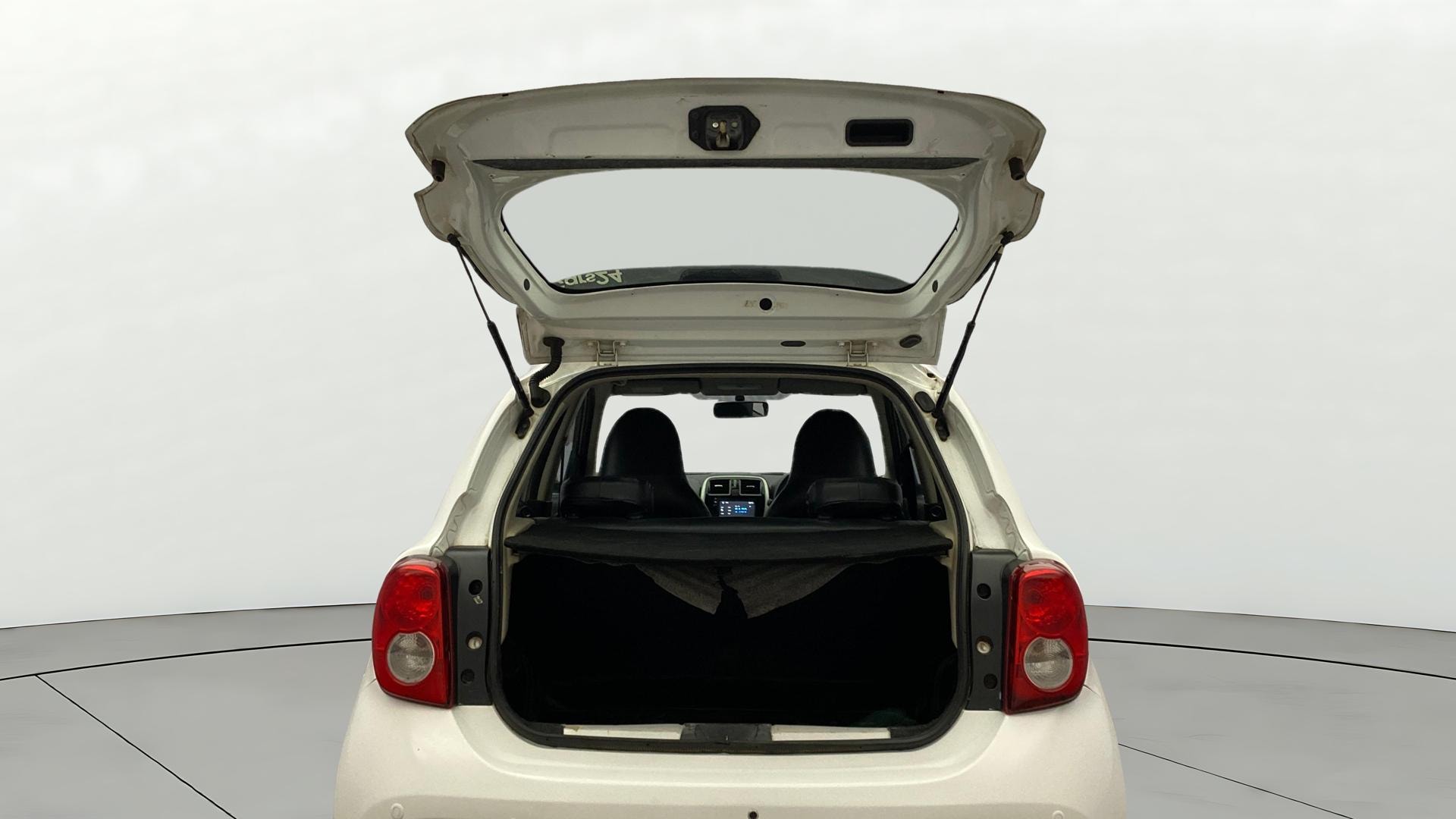 View 2019 Nissan Micra Active XV Image 16 Used 2019 Nissan Micra Active XV Image 16