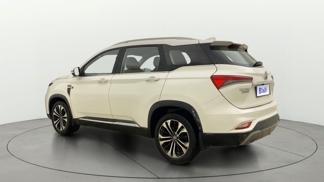 View MG Hector Plus Image 2 Used MG Hector Plus Image 2