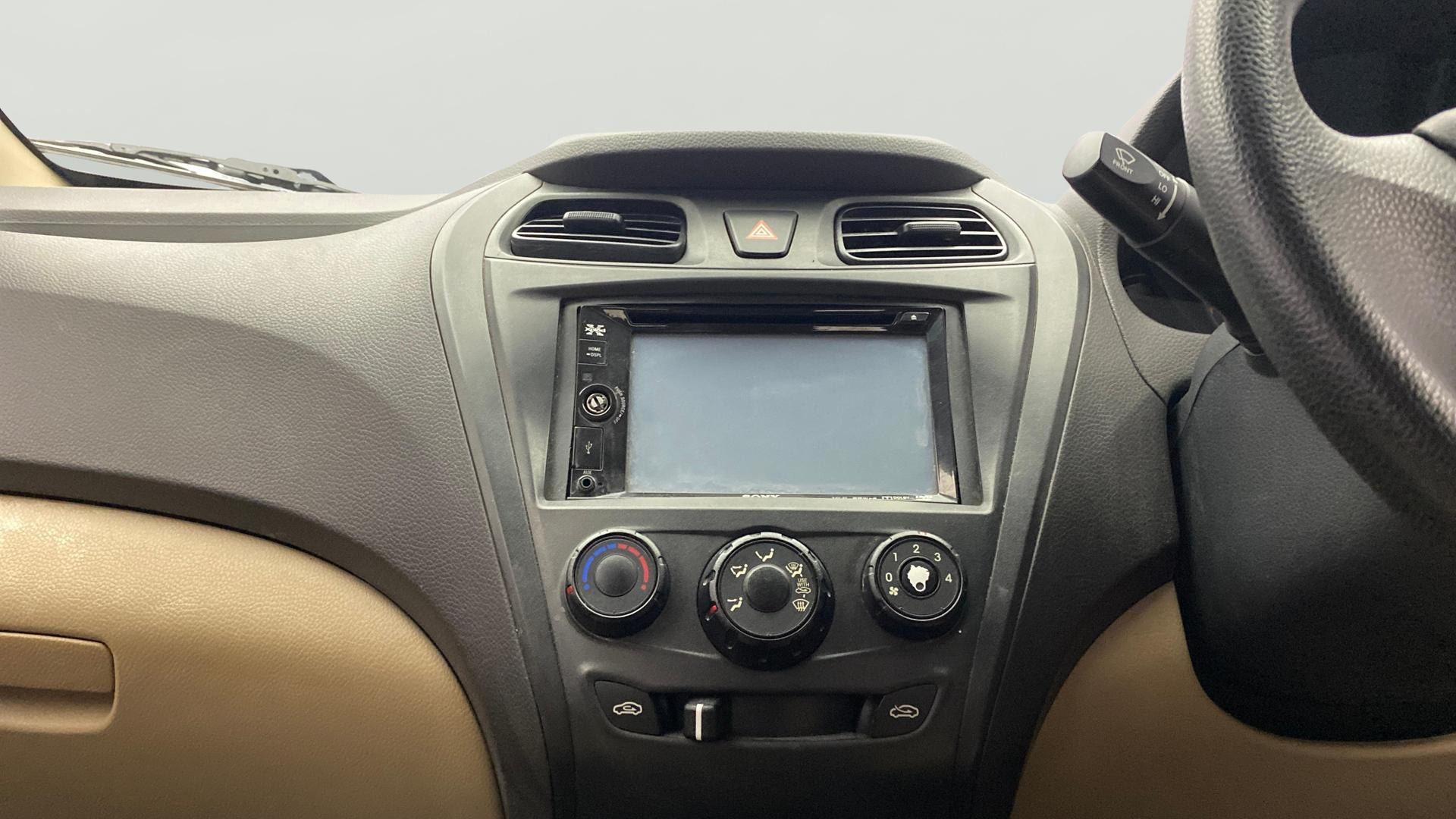 View 2014 Hyundai EON D-Lite Plus Image 17 Used 2014 Hyundai EON D-Lite Plus Image 17